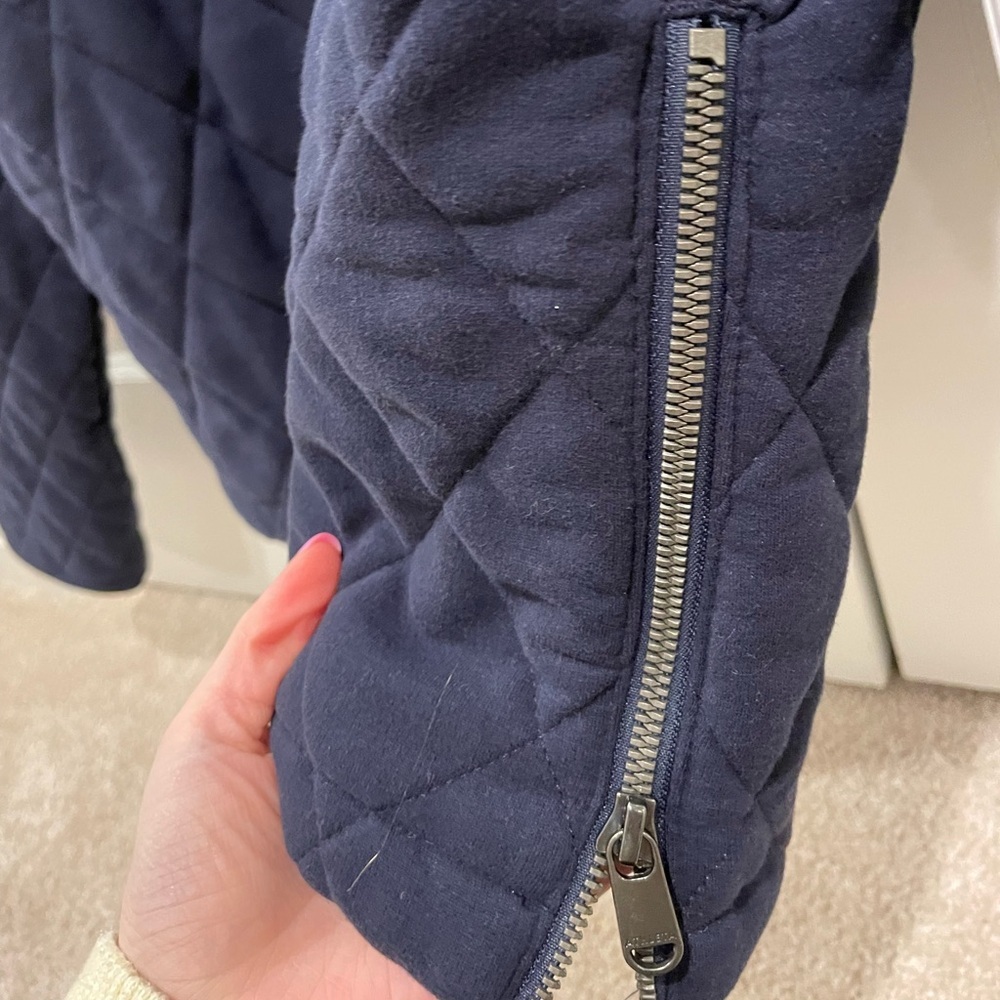 NWT Athleta Quilted Sweatshirt - Picture 6 of 9